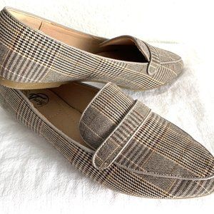 Fabric Preppy Loafers New Never Worn Size 8B